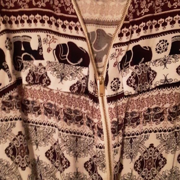 Rue 21 Romper size medium almost full zip - Picture 3 of 8